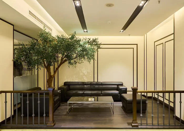Central Park Saigon Hotel